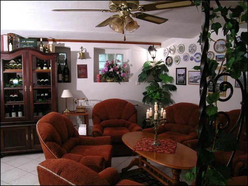 Hotel Klor Doudleby Extérieur photo